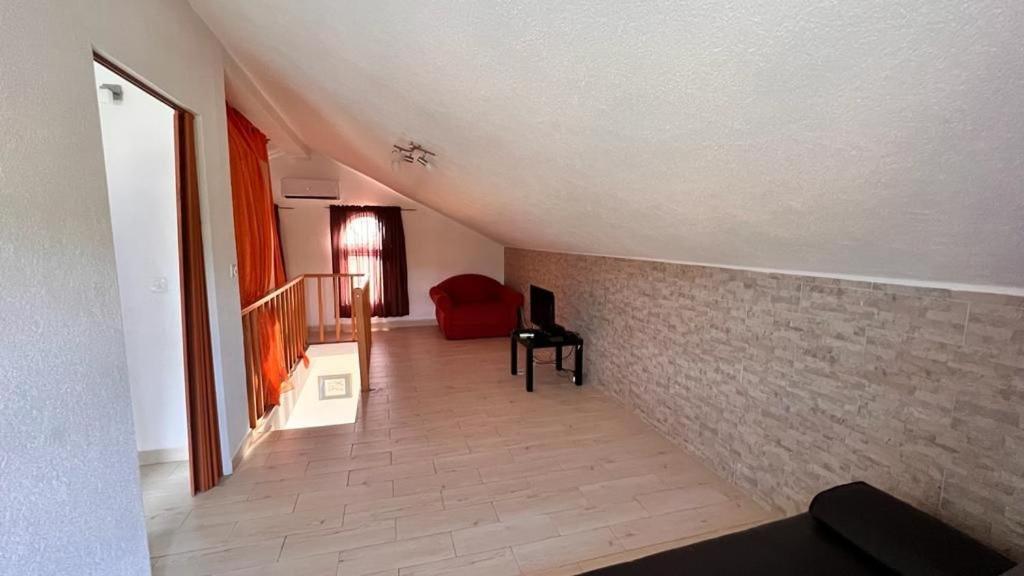 Talija Apartments Krimovica بودفا المظهر الخارجي الصورة